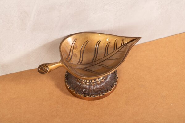 Peepal Tree Leaf Lamp