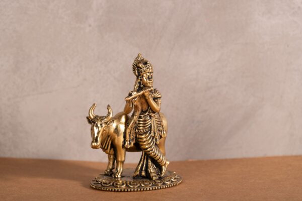 PR-BR-042C Standing Krishna with Cow