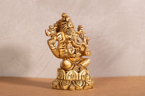 Lotus Base Ganesha