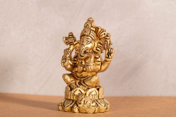 Lotus Base Ganesha