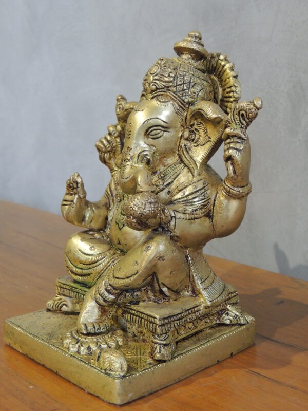 Double Chowki Ganesh