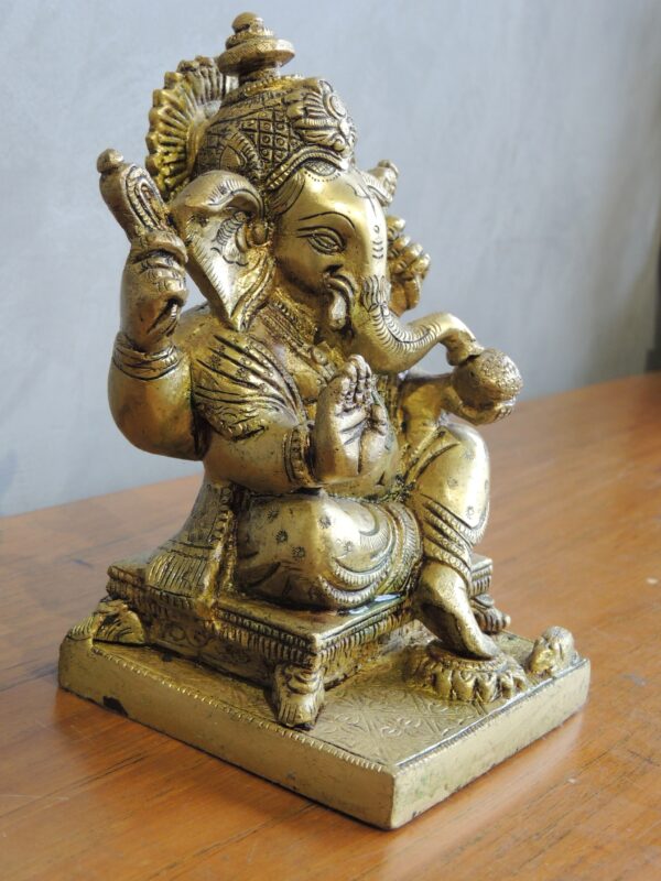 Double Chowki Ganesh