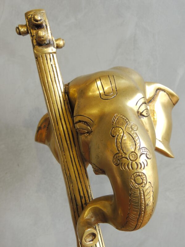 guiter-ganesha